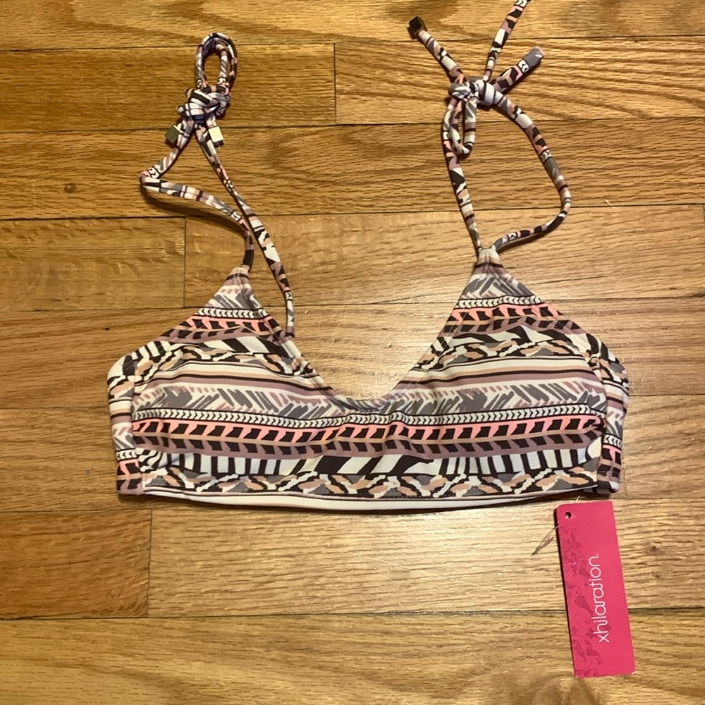 Xhilaration swim suit top